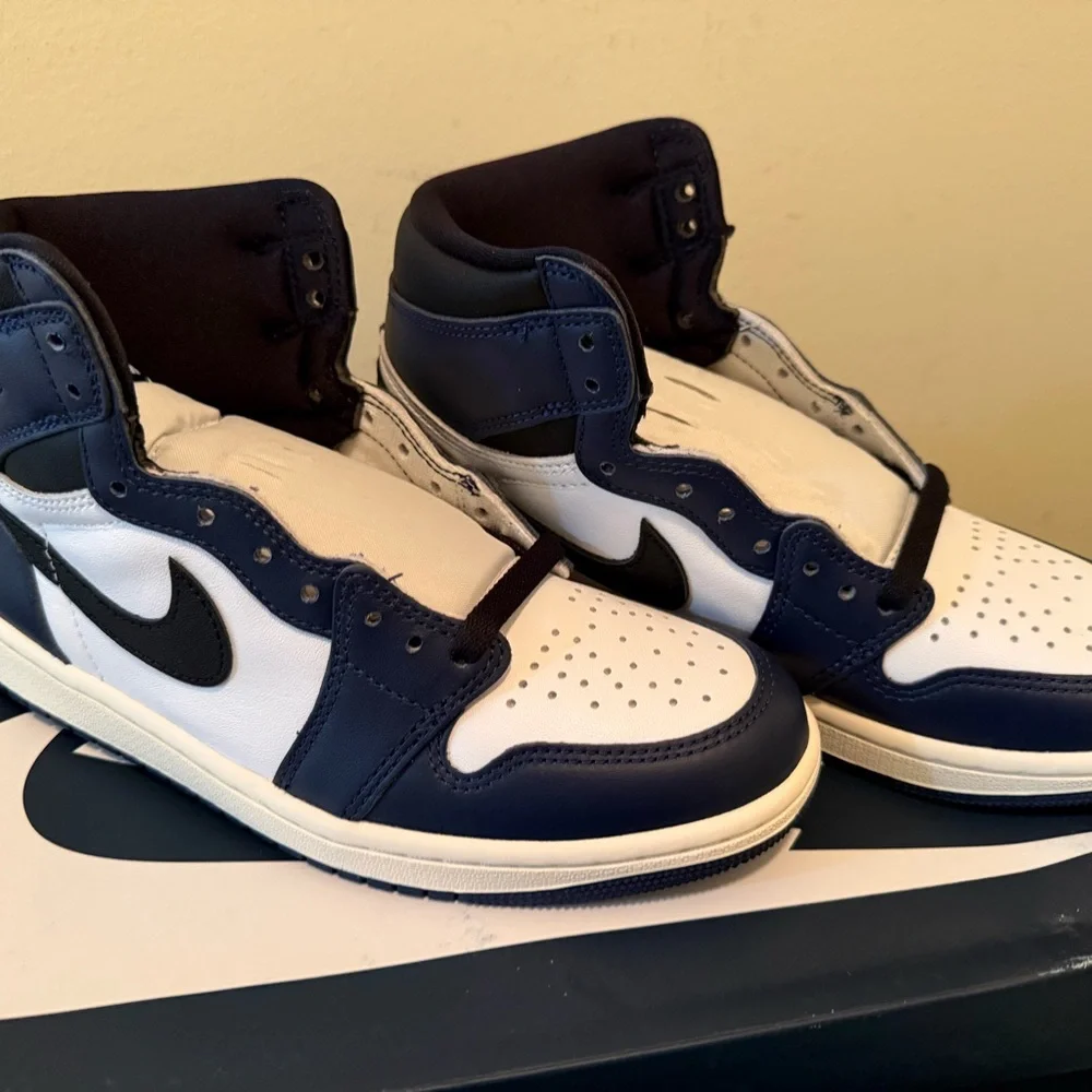 Jordan 1 Retro High OG ‘Midnight Navy’
